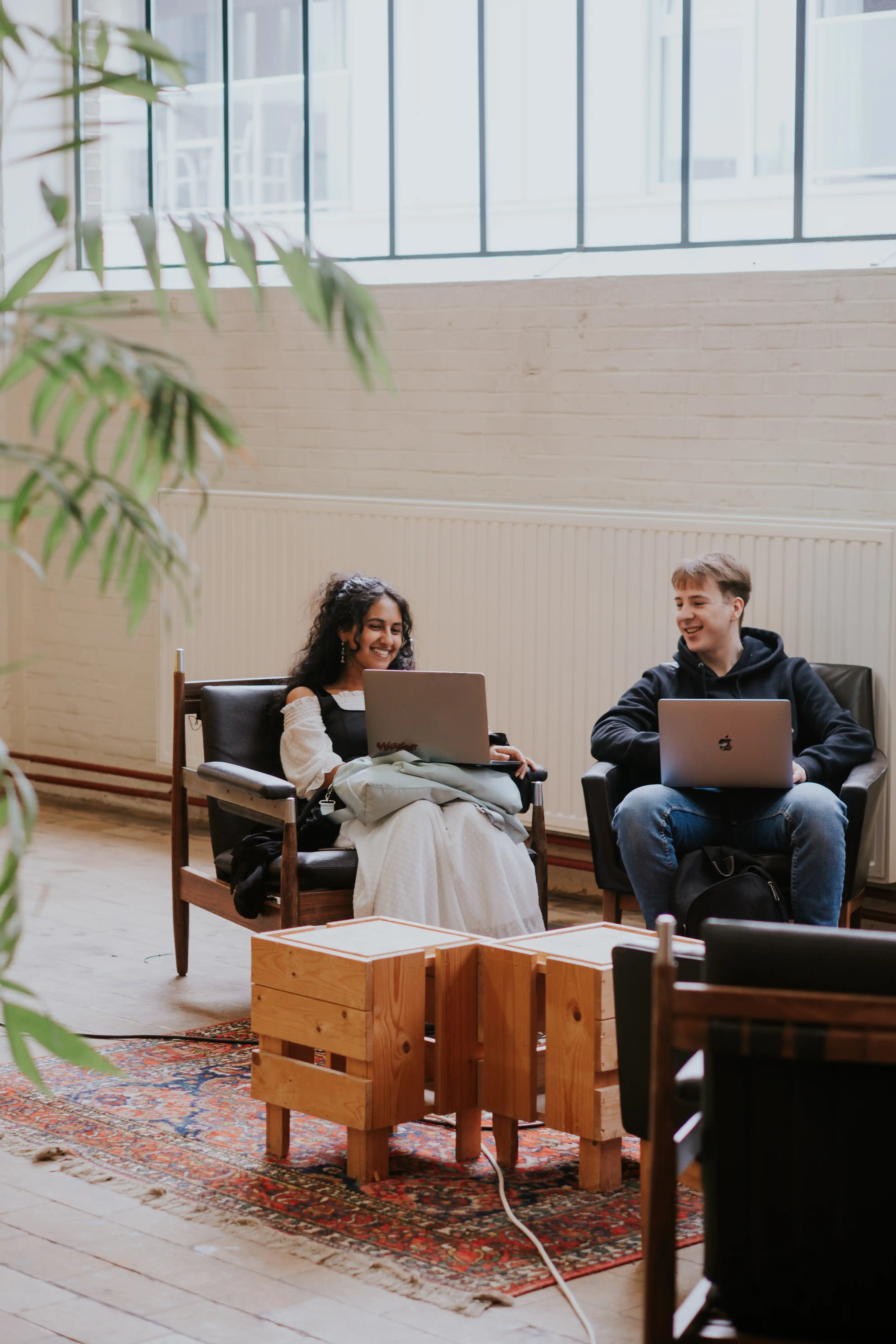 Enkele studenten beleven een vrolijke tijd